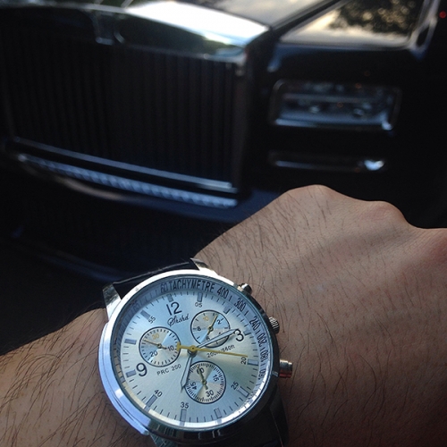 STÍLUSOS FÉRFI KARÓRA H019